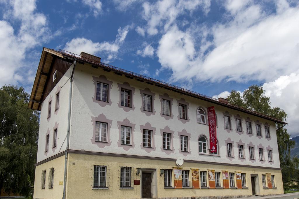 Fit Und Fun Sportherberge Kotschach-Mauthen Exterior photo