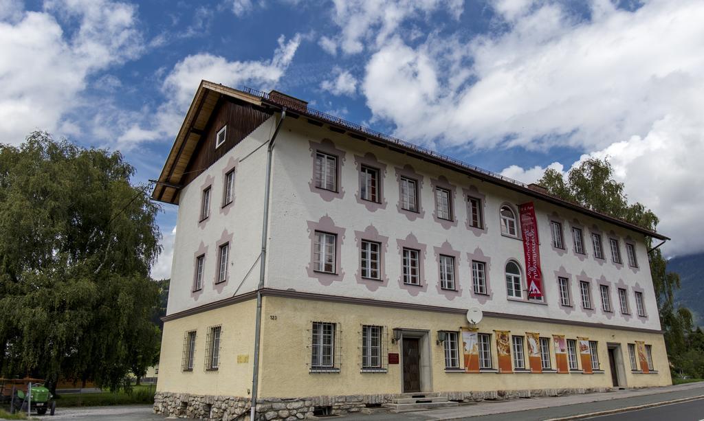 Fit Und Fun Sportherberge Kotschach-Mauthen Exterior photo