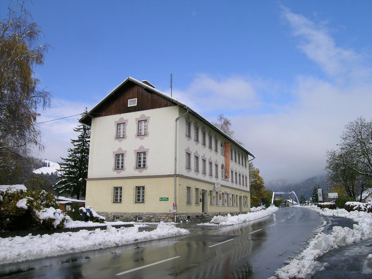 Fit Und Fun Sportherberge Kotschach-Mauthen Exterior photo